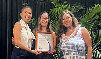 Anthology FINN Partners accepts award for HVCB work